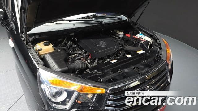 KG모빌리티(SsangYong) Korando 투리스모 4WD LT 11인승, 2014 6