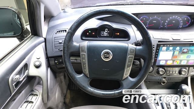 KG모빌리티(SsangYong) Korando 투리스모 4WD LT 11인승, 2014 13