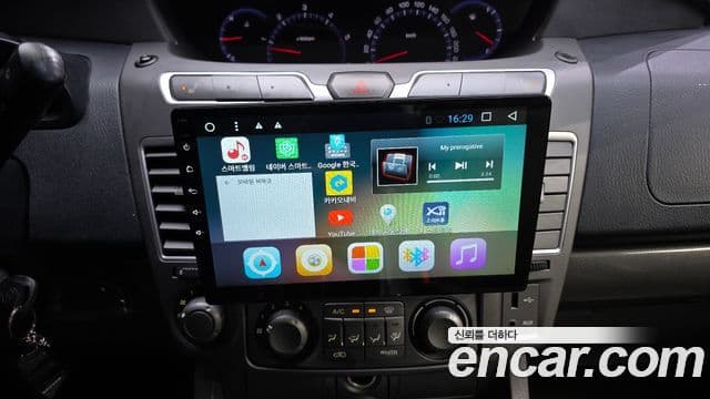 KG모빌리티(SsangYong) Korando 투리스모 4WD LT 11인승, 2014 14