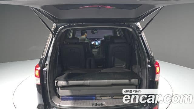 KG모빌리티(SsangYong) Korando 투리스모 4WD LT 11인승, 2014 20