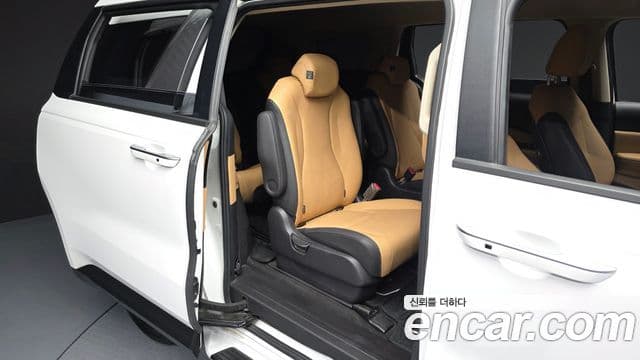 Kia Carnival 4세대 Prestige, 2022 12