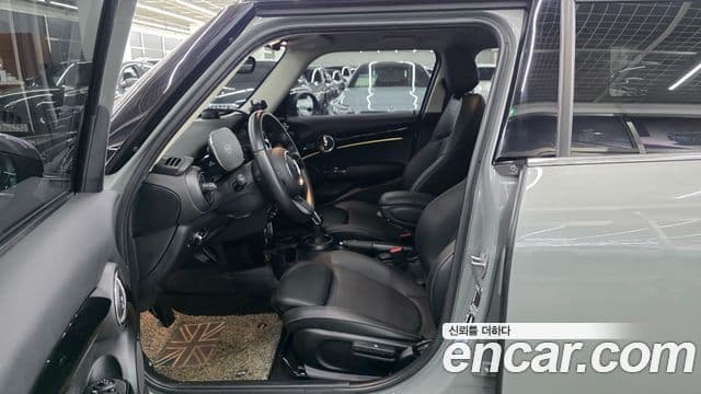 Mini Cooper 3세대, 2022 12