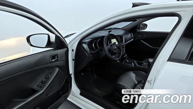 Kia The / новый New K5 LPI Deluxe, 2015 10