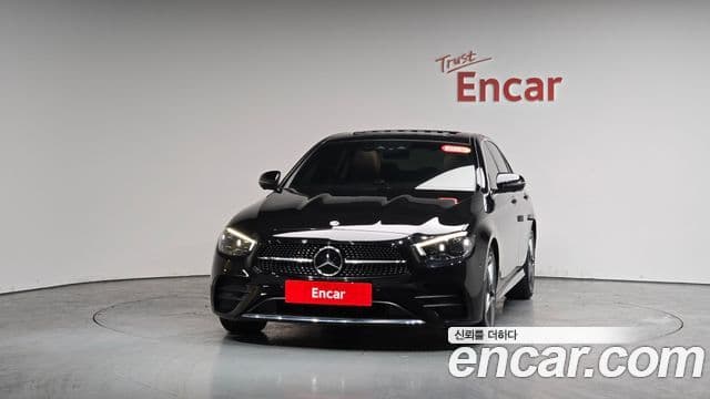 Mercedes-Benz E-класс W213 AMG Line, 2023 3