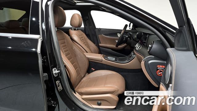 Mercedes-Benz E-класс W213 AMG Line, 2023 10