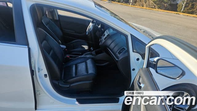 Kia K3 Noblesse, 2013 12