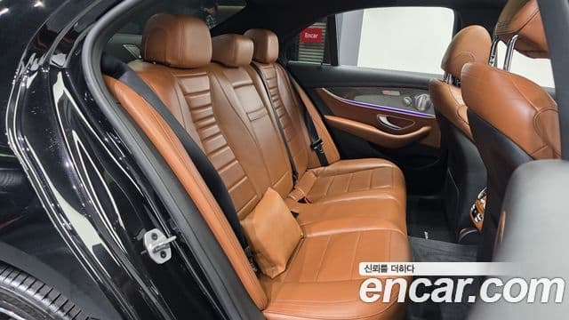 Mercedes-Benz E-класс W213 AMG Line, 2020 12