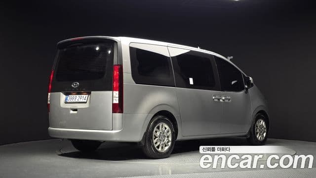 Hyundai Staria Modern, 2024 2