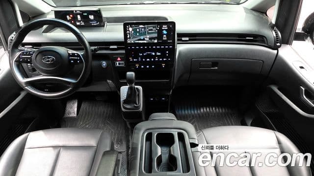 Hyundai Staria Modern, 2024 7