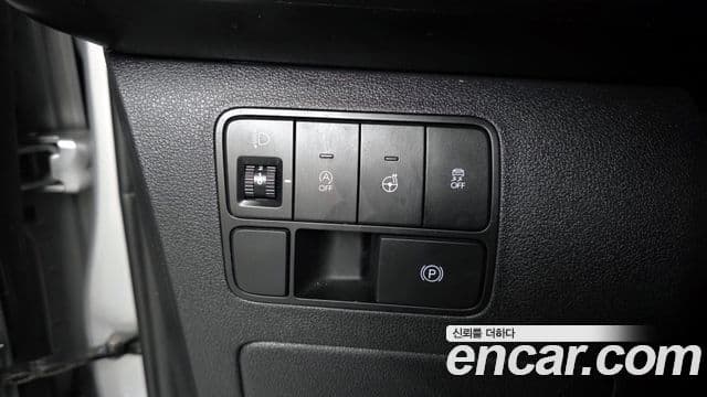 Hyundai Staria Modern, 2024 14