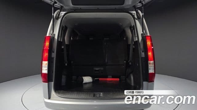 Hyundai Staria Modern, 2024 20