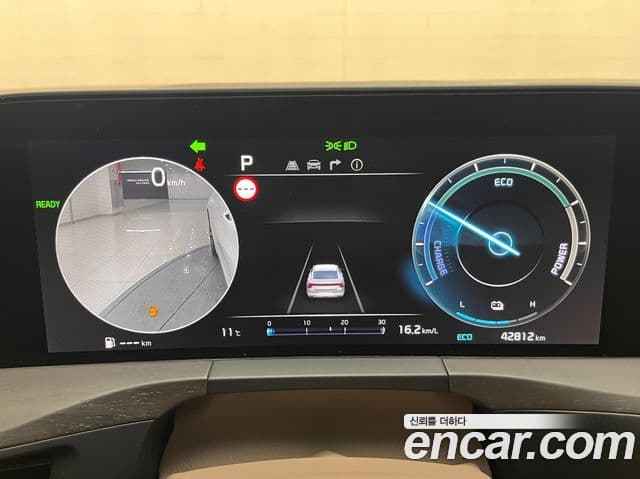 Kia K8 гибрид Signature, 2023 4