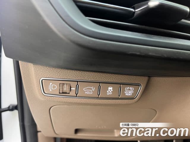 Kia K8 гибрид Signature, 2023 9