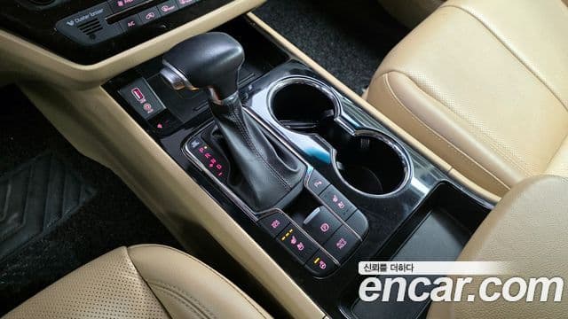 Kia The / новый New Carnival Noblesse, 2019 9