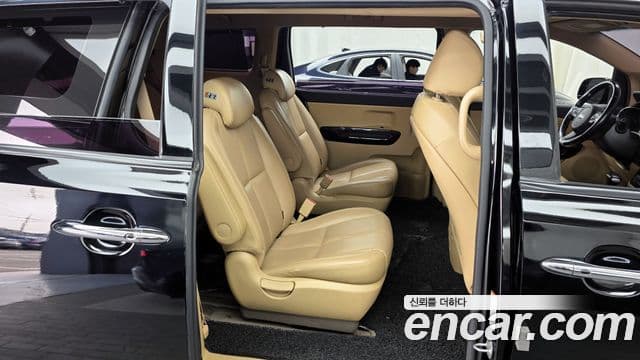 Kia The / новый New Carnival Noblesse, 2019 12