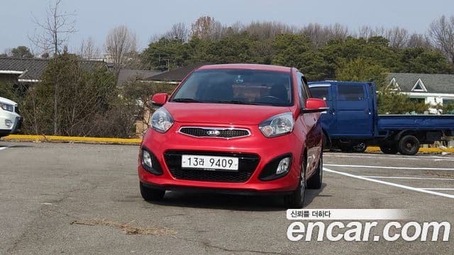 Kia All New Morning Deluxe Trendy, 2015 3