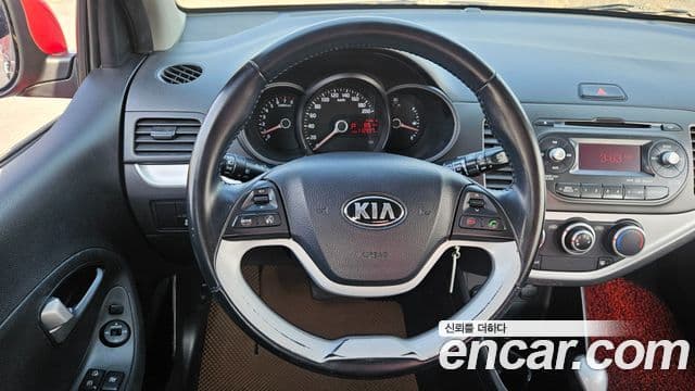 Kia All New Morning Deluxe Trendy, 2015 8