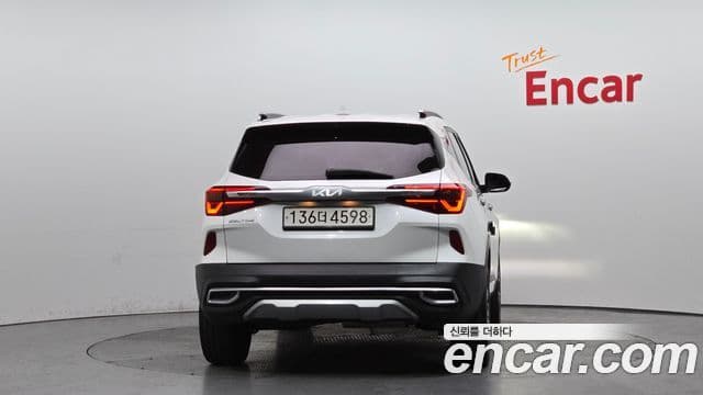 Kia Seltos Signature, 2022 4