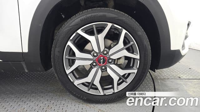 Kia Seltos Signature, 2022 все фото