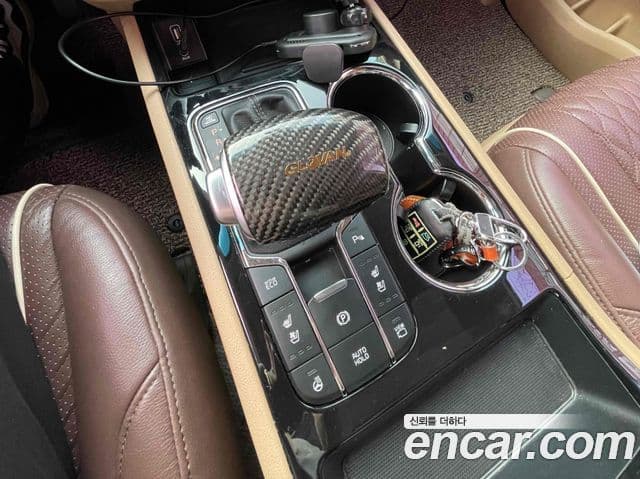 Kia The / новый New Carnival бензин 9인승 High Limousine(компания по спецнадстройкам), 2019 все фото