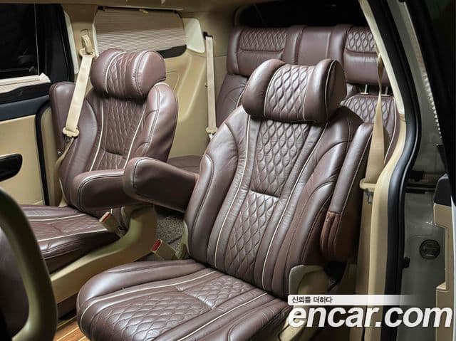 Kia The / новый New Carnival бензин 9인승 High Limousine(компания по спецнадстройкам), 2019 8