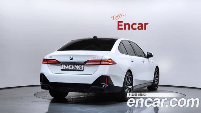 BMW 5시리즈 (G60) 530i xDrive M Sport, 2025 2