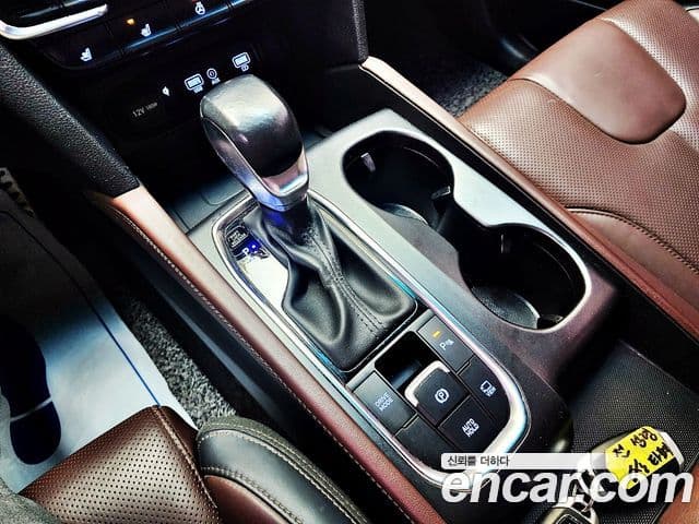 Hyundai Santa Fe TM Inspiration, 2019 16