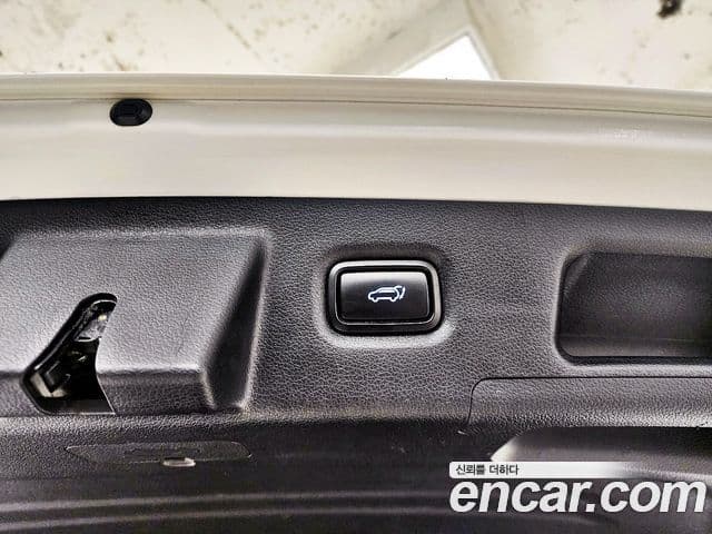 Hyundai Santa Fe TM Inspiration, 2019 18