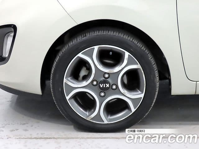 Kia All New Morning Luxury, 2014 20