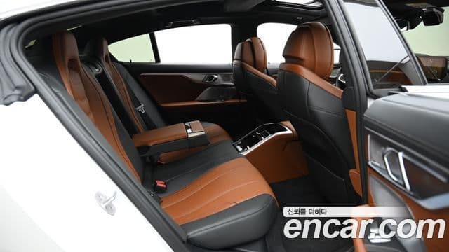 BMW 8시리즈 (G15) M850i xDrive Gran Coupe, 2024 12