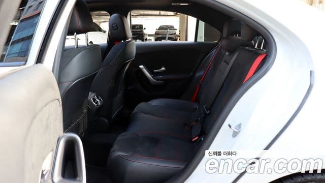 Mercedes-Benz A-класс W177 AMG A35 4MATIC седан, 2023 6