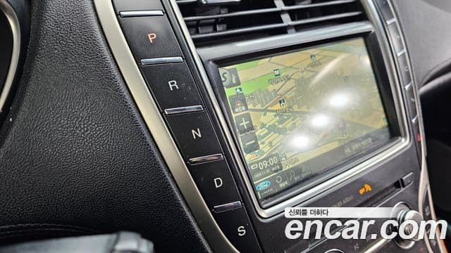 Lincoln MKX 2세대, 2017 9