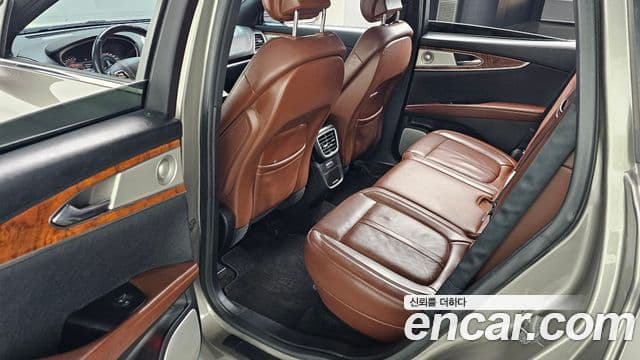 Lincoln MKX 2세대, 2017 12