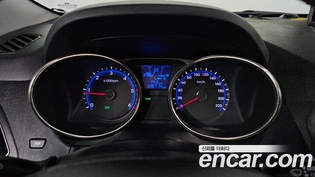 Hyundai Tucson ix Luxury, 2012 8