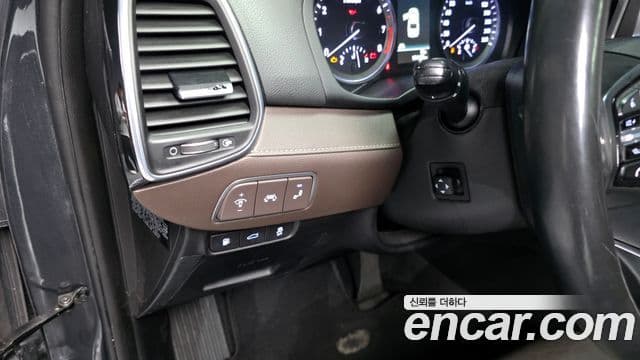 Hyundai Grandeur IG 3.0 LPi Exclusive (арендный автомобиль), 2017 14