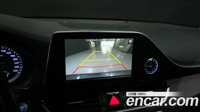 Hyundai Grandeur IG 3.0 LPi Exclusive (арендный автомобиль), 2017 16