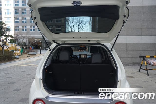 Hyundai Casper турбо D Essential Light, 2024 7