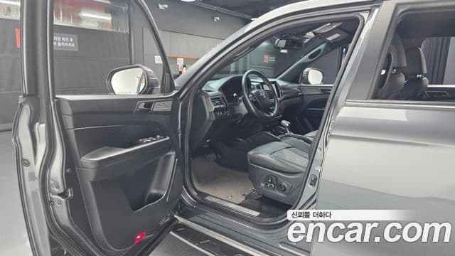 KG모빌리티(SsangYong) The / новый New Rexton Sport Prestige, 2023 11
