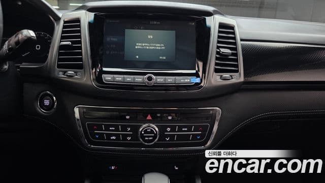 KG모빌리티(SsangYong) The / новый New Rexton Sport Prestige, 2023 14