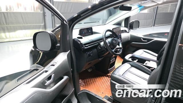 Hyundai Staria Inspiration, 2022 10