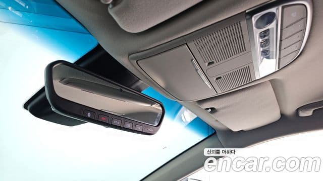 Genesis EQ900 Luxury, 2017 16