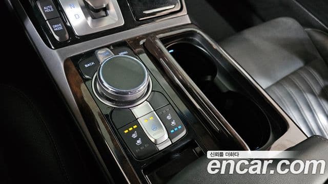 Genesis EQ900 Luxury, 2017 18