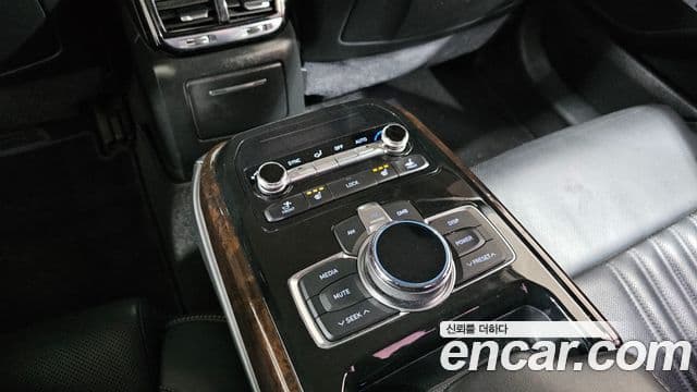 Genesis EQ900 Luxury, 2017 19