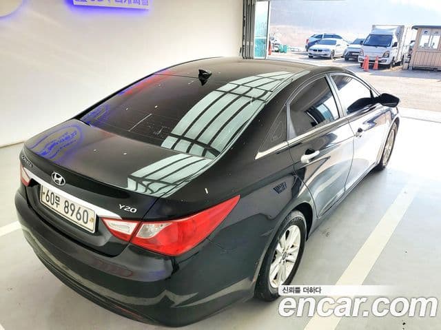 Hyundai YF Sonata топовая версия, 2010 6