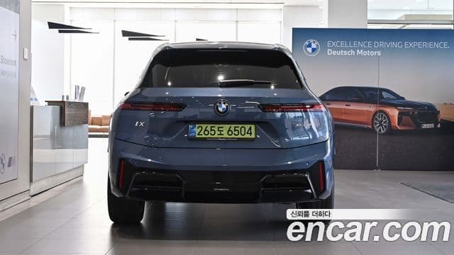 BMW iX xDrive45 M Sport, 2026 4