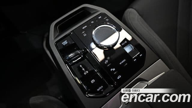 BMW iX xDrive45 M Sport, 2026 9