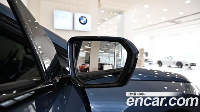 BMW iX xDrive45 M Sport, 2026 18