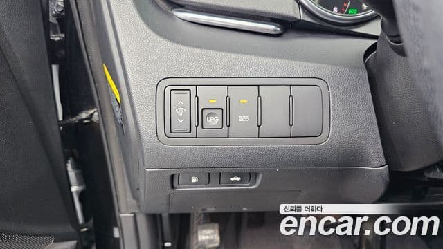 Kia The / новый Prestige K7 LPI 3.0 Deluxe, 2012 15