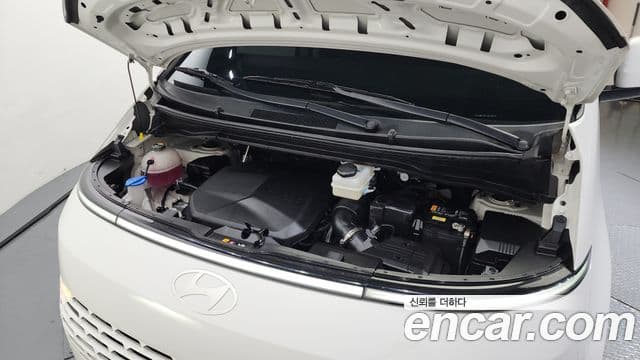 Hyundai Staria Modern, 2025 6