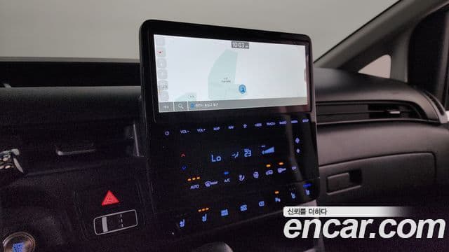 Hyundai Staria Modern, 2025 17